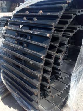 Гусеница в сборе (51 зв., 600мм, P=216) Hyundai R360LC-7 81EH-20300/ 81NA-25031GG