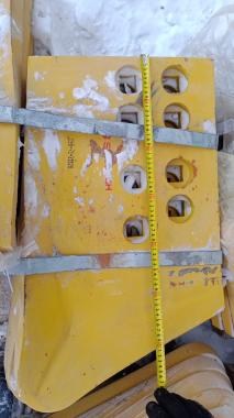Нож угловой левый 8 отв. 50 мм. (D475) 198-71-31520