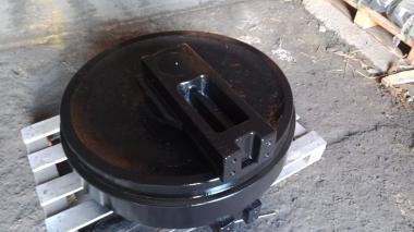 Колесо направляющее (d=88см) Komatsu PC750 209-30-00014