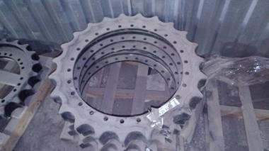 Ведущее колесо (звездочка) (26/23T/570) P=228 (PC-400-5,6) 208-27-31221