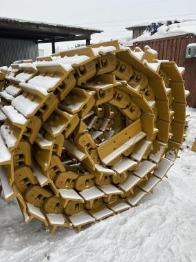 Гусеница CAT D9 N/R/T (43 зв., 610мм, P=240, зам. болты) 379-4048