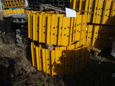 Гусеница Liebherr PR-734 (40 зв., 560мм, P=203, М20*65, мастер-болт) 11117914 / 10296398