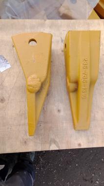 Коронка рыхлителя 235-785-1310 Komatsu GD825A