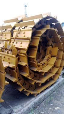 Гусеница Liebherr PR-764/764L (44 зв., 610мм, P=240, зам. болты) 10036609 / 11068116