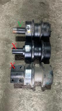 Каток поддерживающий (без опоры, вал 53,5мм) (PC-300-7) 207-30-21510