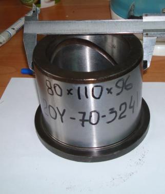 Втулка Komatsu h=88(96), d=110(130)х80 (грибок)(ковш-рукоять) 20Y-70-32410/20Y-70-32321+20Y-70-32331