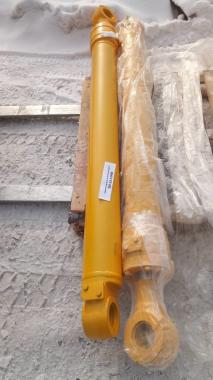Гидроцилиндр рукояти (Komatsu PC-200-7) 707-13-13540