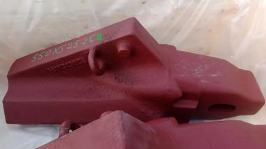Адаптер угловой (Komatsu PC-3000) правый 550XS252CR/94126040