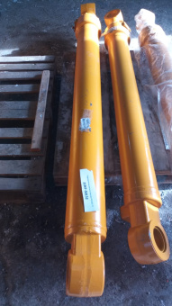 Гидроцилиндр рукояти (Hyundai R250LC-7) 31N7-50132