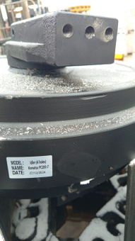 Колесо направляющее Komatsu PC200-7 20Y-30-00322 поступление 05 03 2025 THS фото 1