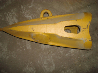 Зуб ковша (Komatsu PC-2000) XS145RC/21T-70-34580