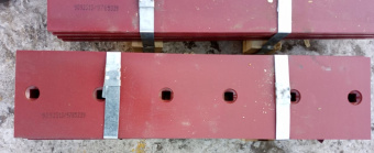 Нож средний 9092313 / 9785339 (840x200x25) Liebherr PR-734XL (27MnTiB)